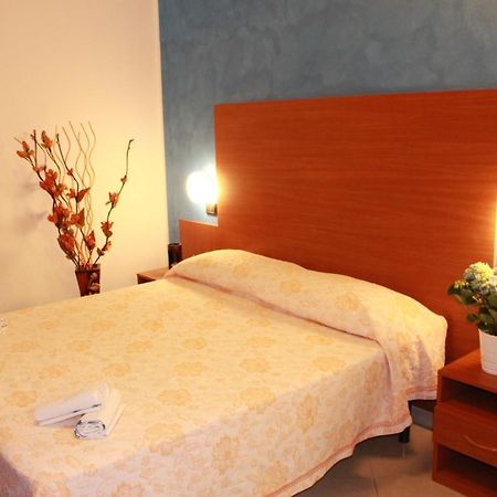 Hotel Nettuno Montecatini Terme Exteriör bild