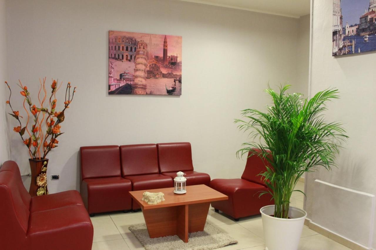 Hotel Nettuno Montecatini Terme Exteriör bild